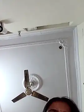 saniya 008 online show from April 9, 2026, 6:41 am