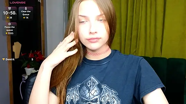 Snapshot of DariaAngels chatting on May 10, 2026, 5:48 pm DariaAngels online show from May 10, 2026, 5:48 pm
