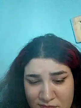 Snapshot of Amyzinhawolf chatting on March 16, 2026, 12:29 am Amyzinhawolf online show from March 16, 2026, 12:29 am