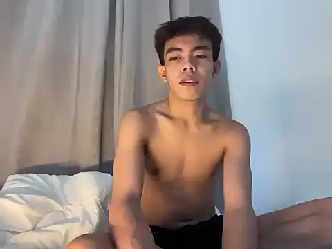 hottasianboy online show from March 21, 2026, 6:47 am