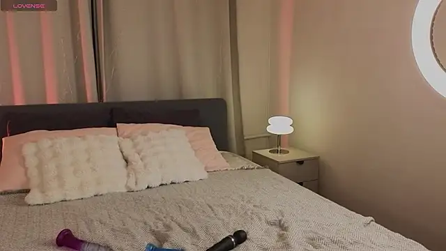 Snapshot of Anny_Ray_ chatting on March 27, 2026, 11:27 pm Anny Ray online show from March 27, 2026, 11:27 pm