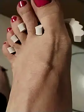 Snapshot of feetandcock85 chatting on March 17, 2026, 9:07 pm feetandcock85 online show from March 17, 2026, 9:07 pm