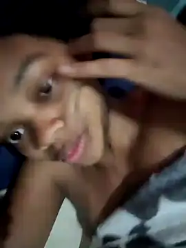 marialuiza2027 online show from April 12, 2026, 10:51 am