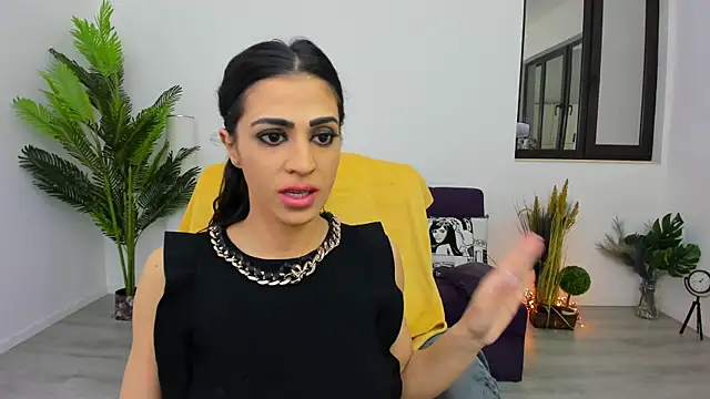 Nicolle Lexxy online show from April 14, 2026, 3:44 am