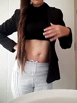 pimentinha02 online show from May 6, 2026, 1:59 pm