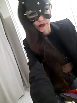 pimentinha02 online show from May 8, 2026, 3:10 am