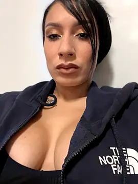 FerrariFrench online show from September 21, 2025, 5:12 am