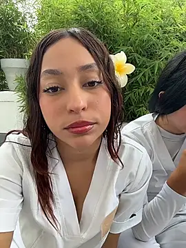 MiaCamille  online show from April 10, 2026, 9:11 pm