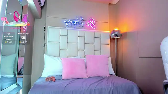 MiaCamille  online show from March 25, 2026, 6:29 pm