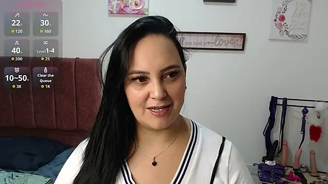 Veroniicabbw  online show from April 4, 2026, 1:39 pm