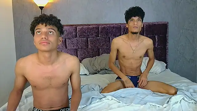 Snapshot of The_Penthouse_boys chatting on March 26, 2026, 1:59 am The Penthouse boys online show from March 26, 2026, 1:59 am