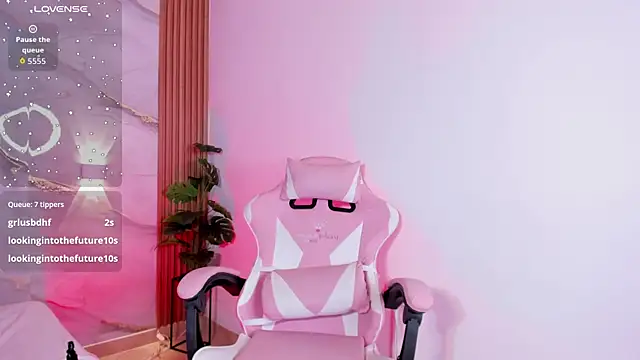 Snapshot of sofi_naughty__ chatting on March 29, 2026, 2:52 pm sofi naughty online show from March 29, 2026, 2:52 pm