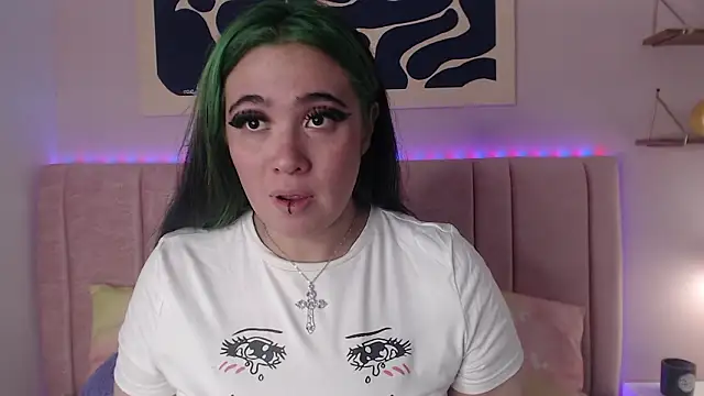 Snapshot of Liliith_Zeniith chatting on March 25, 2026, 5:56 pm Liliith Zeniith online show from March 25, 2026, 5:56 pm