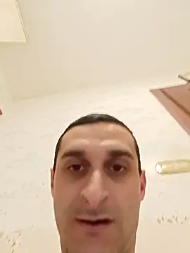 gabry21e5 online show from April 16, 2026, 7:47 pm