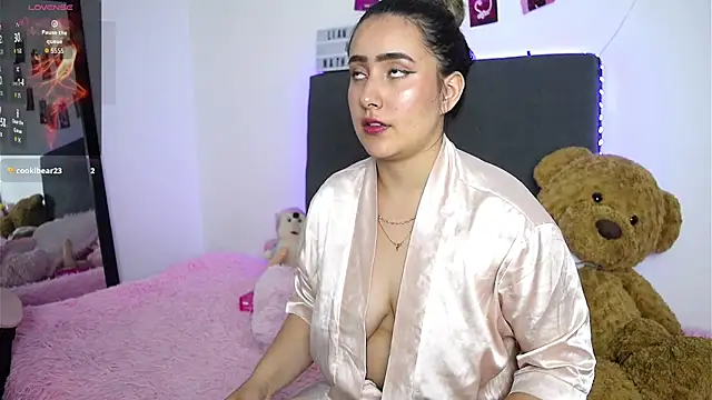 Snapshot of Nath_and_Lian chatting on March 25, 2026, 5:51 am Nath and Lian online show from March 25, 2026, 5:51 am