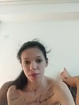 DeeaFoxy online show from April 2, 2026, 3:24 am