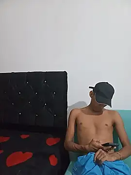 Snapshot of Boys_xxx_ chatting on July 2, 2026, 12:00 am Boys xxx online show from July 2, 2026, 12:00 am