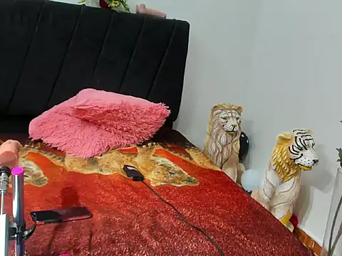 MAGUIRRE 2011 online show from March 23, 2026, 8:08 pm