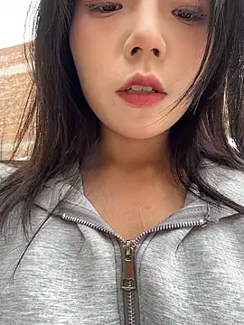 kara-tt online show from April 12, 2026, 2:37 am