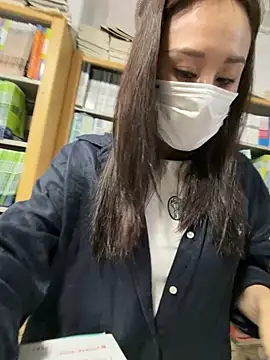 zhizhibaobei online show from May 16, 2026, 1:37 am