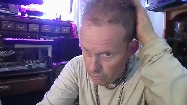 Snapshot of strokingjoe14585 chatting on April 23, 2026, 6:53 pm strokingjoe14585 online show from April 23, 2026, 6:53 pm