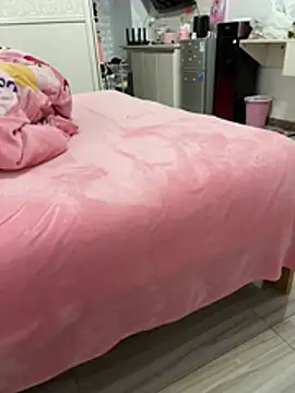 tiantian niu online show from April 8, 2026, 2:18 pm