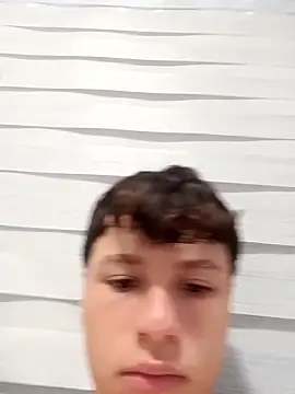 Snapshot of fercho_steel_twink chatting on April 6, 2026, 5:25 pm fercho steel twink online show from April 6, 2026, 5:25 pm