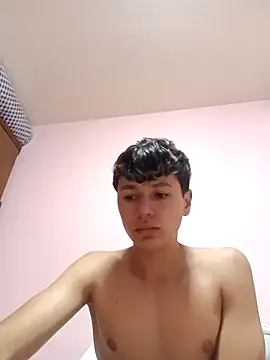 Snapshot of fercho_steel_twink chatting on April 9, 2026, 12:23 am fercho steel twink online show from April 9, 2026, 12:23 am