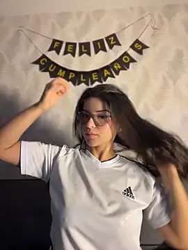 MiaMillers28 online show from April 14, 2026, 9:03 am