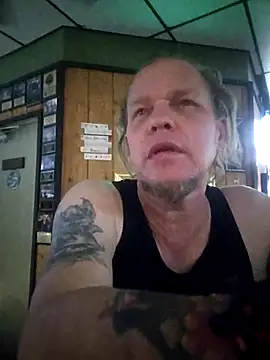 Snapshot of yourMasterisBored chatting on July 8, 2026, 12:46 am yourMasterisBored online show from July 8, 2026, 12:46 am