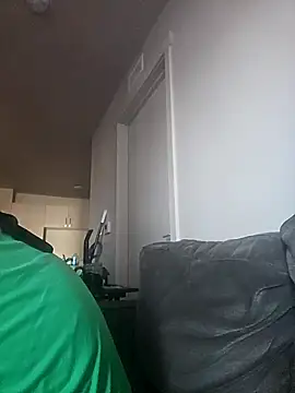 Snapshot of yourMasterisBored chatting on April 11, 2026, 12:18 am yourMasterisBored online show from April 11, 2026, 12:18 am