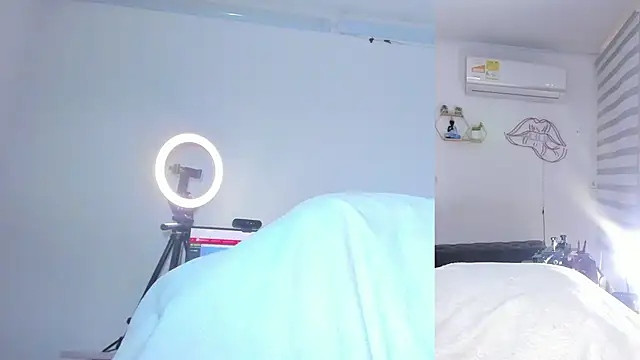 Bella Donne  online show from April 1, 2026, 5:10 pm