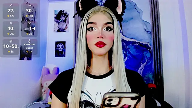 blonde queen- online show from May 15, 2026, 9:46 pm