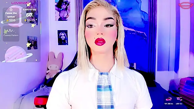blonde queen- online show from July 4, 2026, 3:24 am
