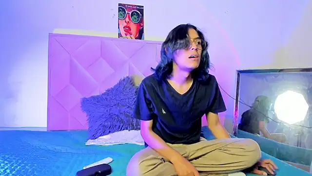 Snapshot of Noire_boy chatting on April 12, 2026, 2:04 am Noire boy online show from April 12, 2026, 2:04 am