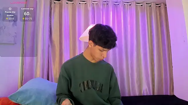 Ethan qop online show from April 16, 2026, 11:33 am