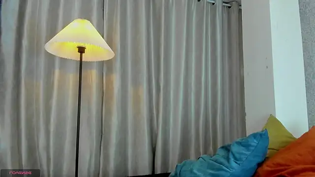 Snapshot of Ethan_qop chatting on April 20, 2026, 11:57 am Ethan qop online show from April 20, 2026, 11:57 am