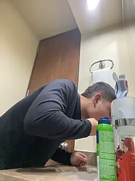 tony pinkcock online show from April 1, 2026, 12:06 pm