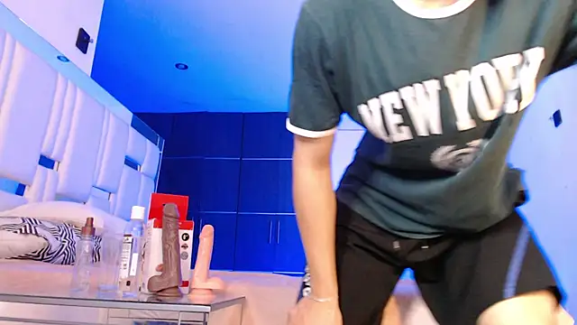 Sam  kat online show from April 10, 2026, 8:16 pm