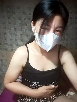 Snapshot of IORio_2X chatting on April 8, 2026, 9:16 pm IORio 2X online show from April 8, 2026, 9:16 pm