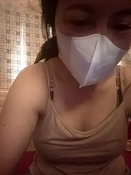 Snapshot of IORio_2X chatting on April 8, 2026, 6:37 am IORio 2X online show from April 8, 2026, 6:37 am