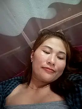 Lucxy-ki6 online show from May 29, 2026, 3:56 am