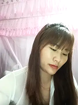 Snapshot of Lucxy-ki6 chatting on April 1, 2026, 1:08 am Lucxy-ki6 online show from April 1, 2026, 1:08 am