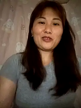 Lucxy-ki6 online show from May 10, 2026, 1:36 pm