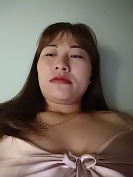 Lucxy-ki6 online show from May 20, 2026, 11:24 pm