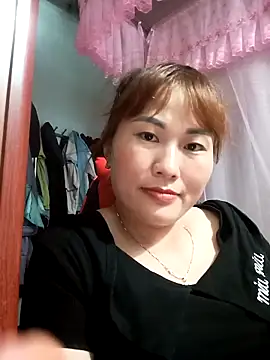 Lucxy-ki6 online show from May 24, 2026, 7:41 am