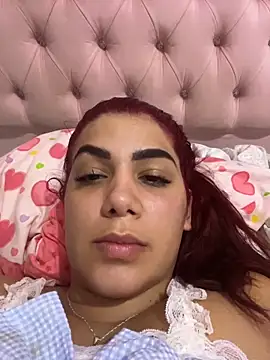 Hopeluna online show from April 18, 2026, 8:16 am