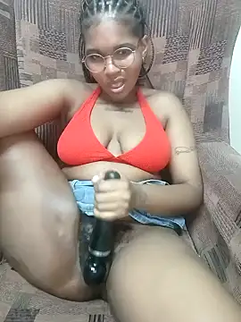 Hotsexyberry222 online show from April 13, 2026, 2:26 am