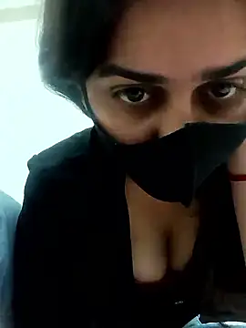 Snapshot of Hottymahi7 chatting on March 16, 2026, 11:14 am Hottymahi7 online show from March 16, 2026, 11:14 am