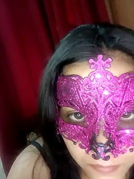 Snapshot of Hottymahi7 chatting on April 4, 2026, 10:44 am Hottymahi7 online show from April 4, 2026, 10:44 am